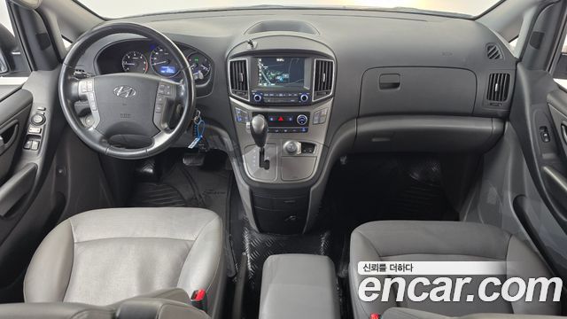 Hyundai Grand Starex 4WD Wagon 11-Seater Modern 2019 — фото 7