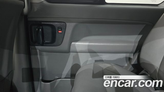 Hyundai Grand Starex 4WD Wagon 11-Seater Modern 2019 — фото 25