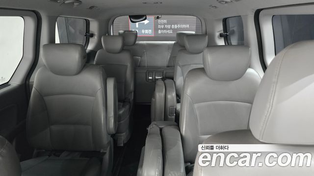 Hyundai Grand Starex 4WD Wagon 11-Seater Modern 2019 — фото 31
