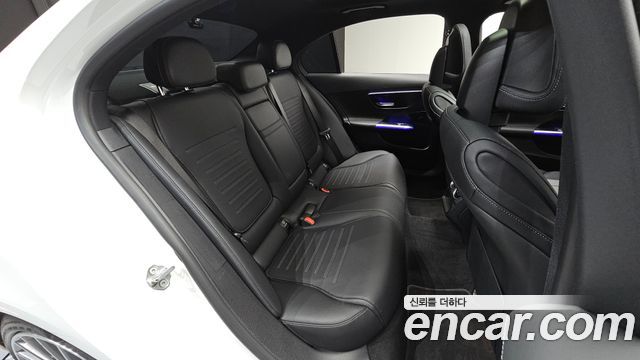 Mercedes-Benz C-Class (W206) C300 4MATIC AMG Line 2023 — фото 26