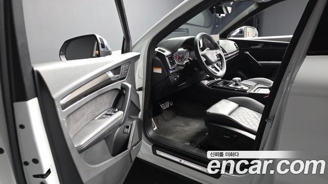 Audi SQ5 (FY) 3.0 TFSI Quattro 2021 — фото 10