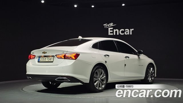 Chevrolet Malibu 2.0 Turbo LT Special 2021 — фото 2