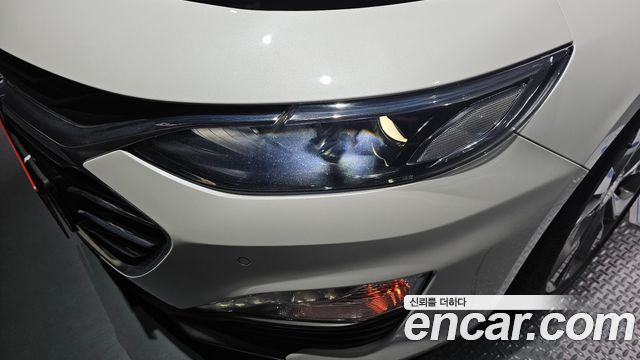 Chevrolet Malibu 2.0 Turbo LT Special 2021 — фото 22