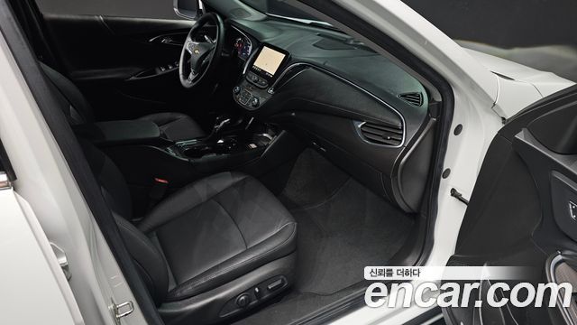 Chevrolet Malibu 2.0 Turbo LT Special 2021 — фото 26