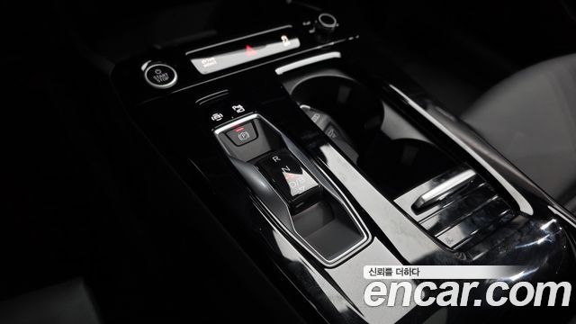 Audi A6 e-tron Performance Advanced 2025 — фото 9