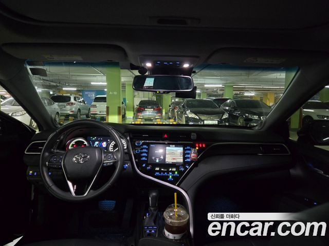 Toyota Camry (XV70) 2.5 XLE Hybrid 2018 — фото 6