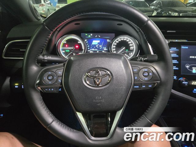 Toyota Camry (XV70) 2.5 XLE Hybrid 2018 — фото 7