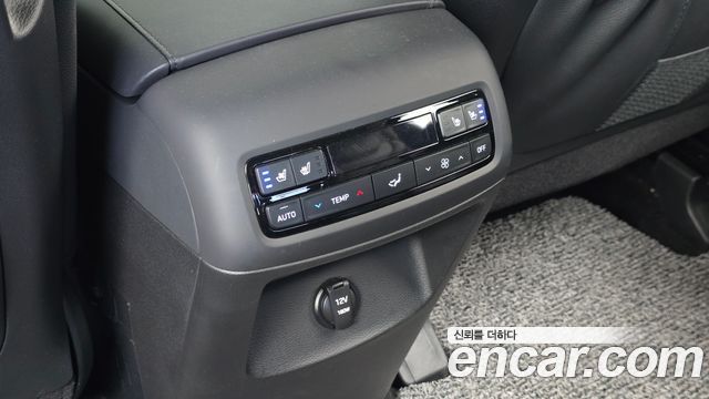 Hyundai Palisade Diesel 2.2 2WD Prestige 2023 — фото 19