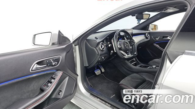 Mercedes-Benz CLA-Class (C117) CLA220 AMG Line 2019 — фото 10