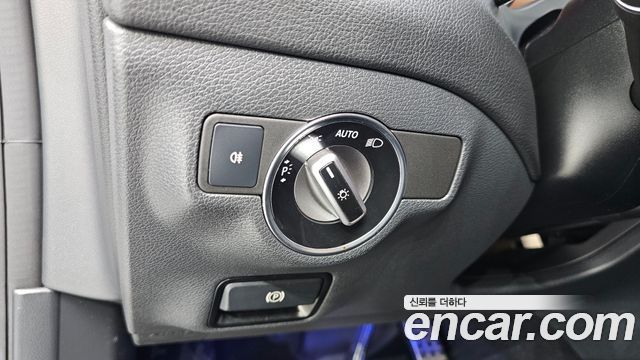 Mercedes-Benz CLA-Class (C117) CLA220 AMG Line 2019 — фото 17