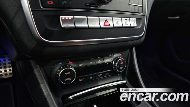Mercedes-Benz CLA-Class (C117) CLA220 AMG Line 2019 — фото 19