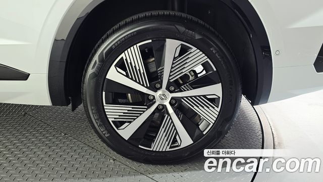 Renault Korea Grand Koleos 1.5 E-TECH Iconic 2WD 2025 — фото 21