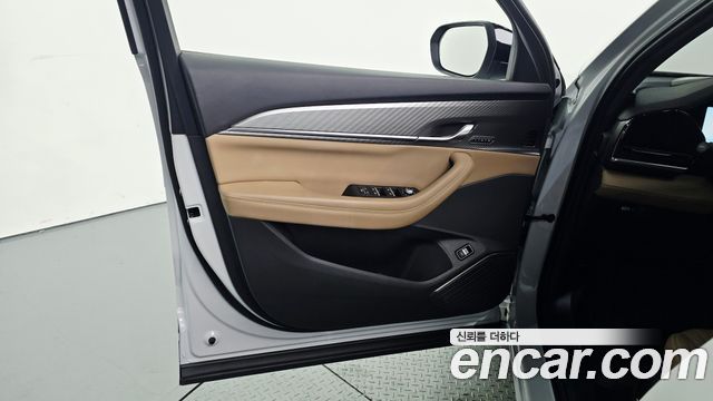 Renault Korea Grand Koleos 1.5 E-TECH Iconic 2WD 2025 — фото 24
