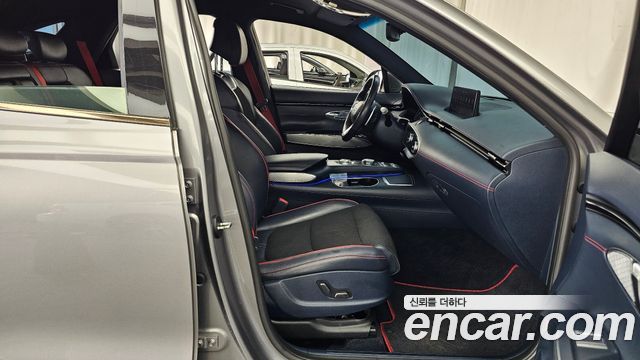 Genesis GV70 2.2 Diesel 2WD 2021 — фото 15