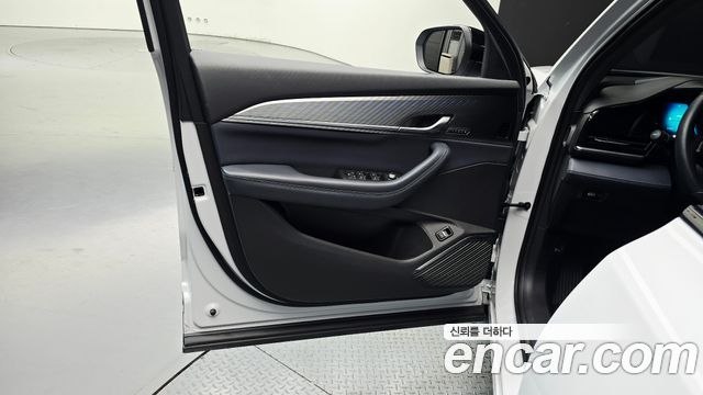 Renault Korea Grand Koleos 1.5 E-TECH Iconic 2WD 2025 — фото 24