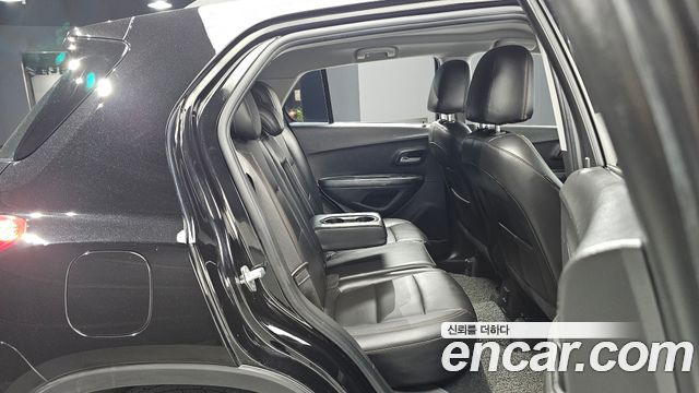 Chevrolet Trax 1.4 Red Line Premier 2021 — фото 11