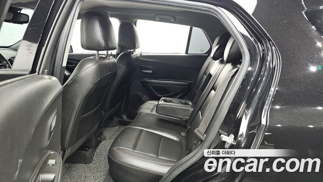 Chevrolet Trax 1.4 Red Line Premier 2021 — фото 12
