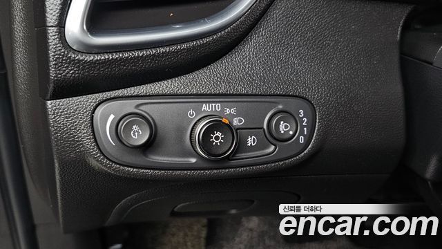 Chevrolet Trax 1.4 Red Line Premier 2021 — фото 18