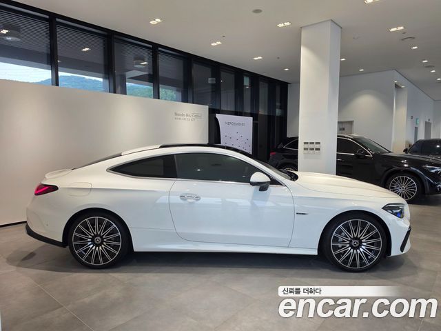 Mercedes-Benz CLE-Class (C236) CLE450 4MATIC Coupe 2024 — фото 9
