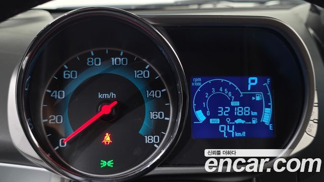 Chevrolet Spark LT Standard 2015 — фото 8