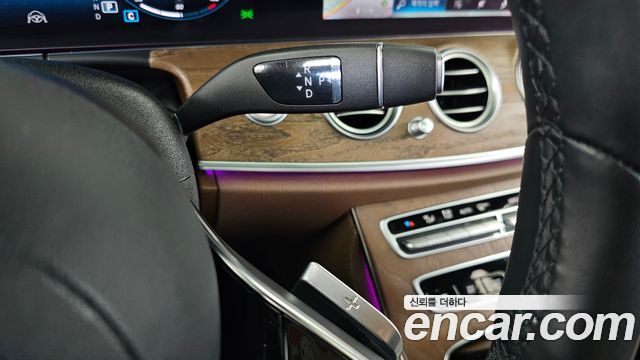 Mercedes-Benz E-Class (W213) E250 Exclusive 2021 — фото 9