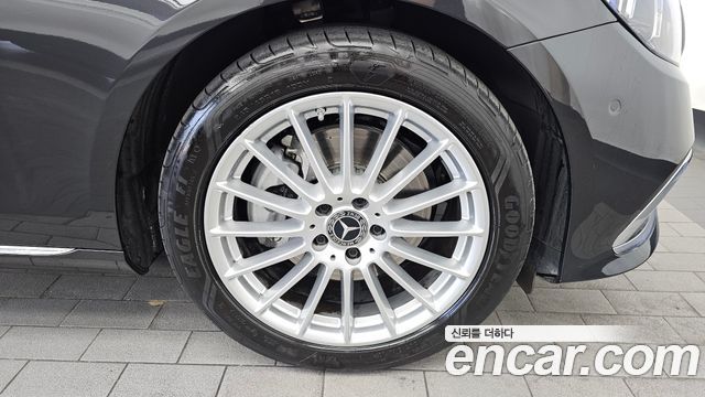 Mercedes-Benz E-Class (W213) E250 Exclusive 2021 — фото 21