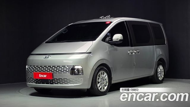 Hyundai Staria Cargo 3-Seater Modern 2023 — фото 1