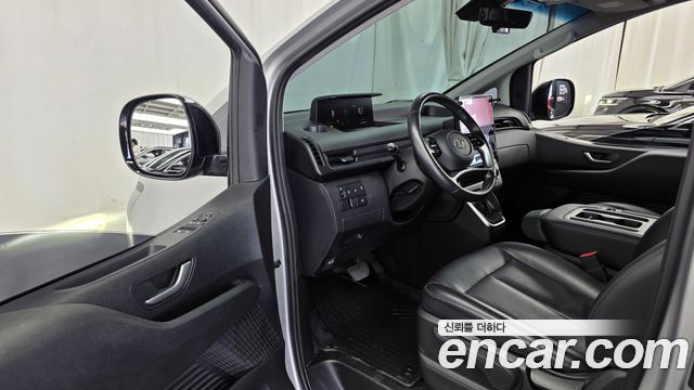 Hyundai Staria Cargo 3-Seater Modern 2023 — фото 10