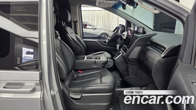 Hyundai Staria Cargo 3-Seater Modern 2023 — фото 15