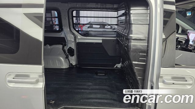 Hyundai Staria Cargo 3-Seater Modern 2023 — фото 16