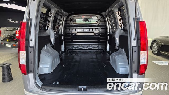 Hyundai Staria Cargo 3-Seater Modern 2023 — фото 24