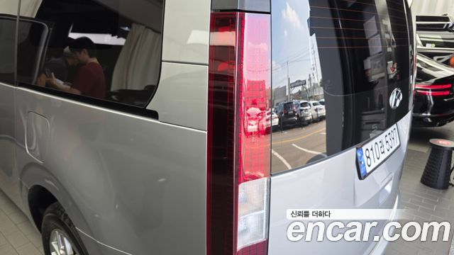 Hyundai Staria Cargo 3-Seater Modern 2023 — фото 29