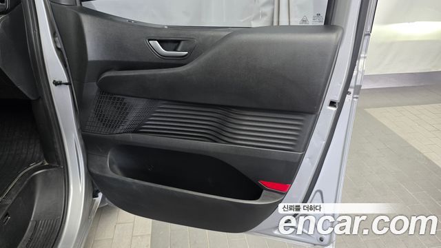 Hyundai Staria Cargo 3-Seater Modern 2023 — фото 31