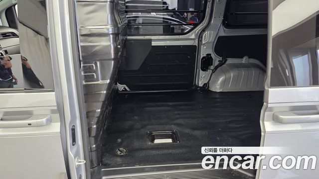 Hyundai Staria Cargo 3-Seater Modern 2023 — фото 32