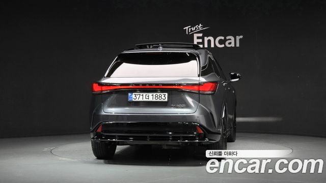 Lexus RX500h (V) F-Sport 2025 — фото 4
