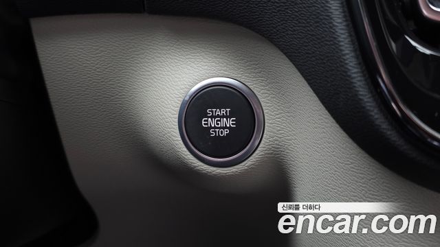 Volvo XC40 B4 Ultimate Bright 2023 — фото 30