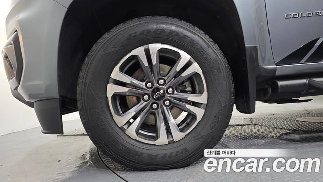 Chevrolet Real New Colorado 3.6 Z71-X 4WD 2022 — фото 5
