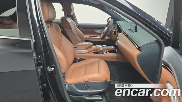 Genesis GV70 2.5T Gasoline 2WD 2024 — фото 11