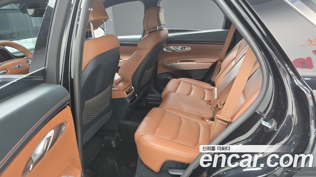 Genesis GV70 2.5T Gasoline 2WD 2024 — фото 12