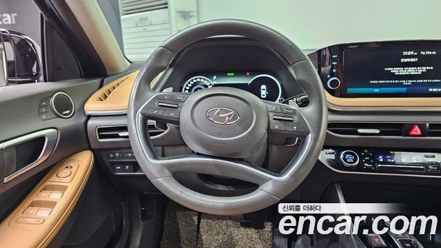 Hyundai Sonata (DN8) 2.0 Inspiration 2020 — фото 13