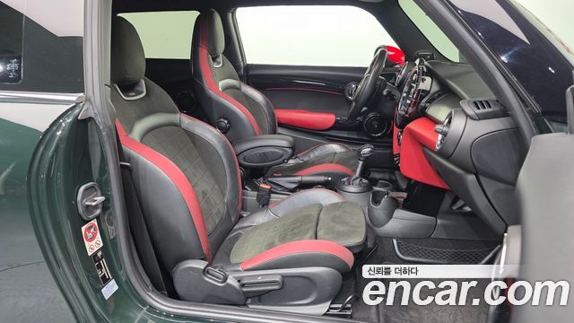 MINI Cooper S JCW 3rd Generation 2018 — фото 11
