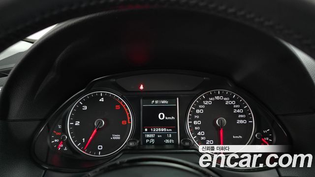 Audi Q5 45 TDI Quattro 8R 2016 — фото 8