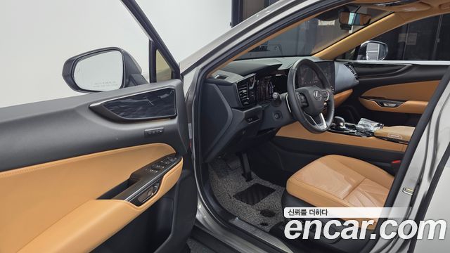 Lexus NX350h (II) Premium 2025 — фото 10
