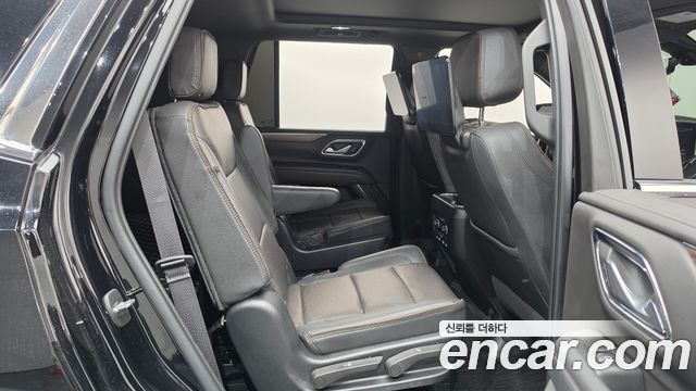 Chevrolet Tahoe 6.2 Dark Knight 4WD 2022 — фото 11