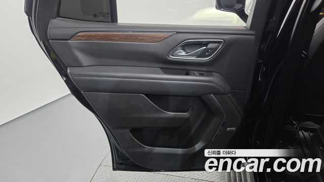 Chevrolet Tahoe 6.2 Dark Knight 4WD 2022 — фото 25