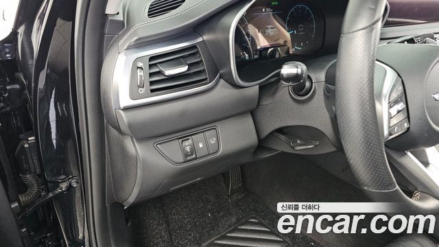 Genesis G70 Gasoline 3.3T 4WD 2021 — фото 30