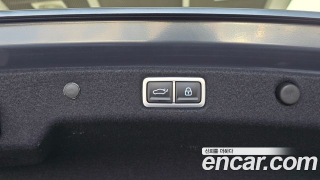 Hyundai Grandeur (GN7) 3,5 Gasoline 4WD Calligraphy 2023 — фото 16