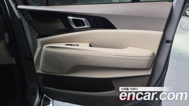 Kia Carnival (IV) HEV 7seater Gravity 2025 — фото 25