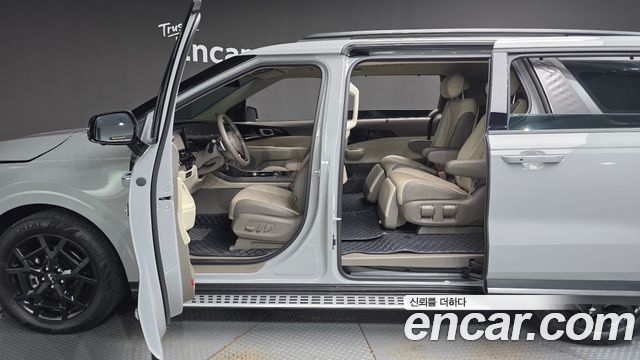 Kia Carnival (IV) HEV 7seater Gravity 2025 — фото 31