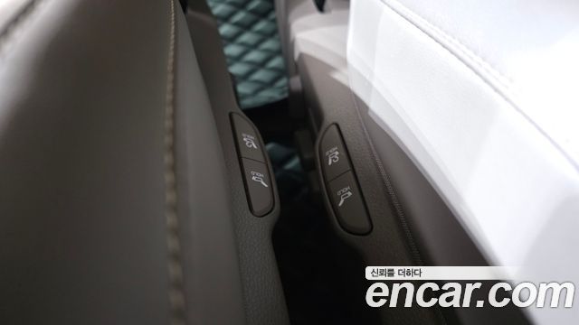 Kia Carnival (IV) HEV 7seater Gravity 2025 — фото 35